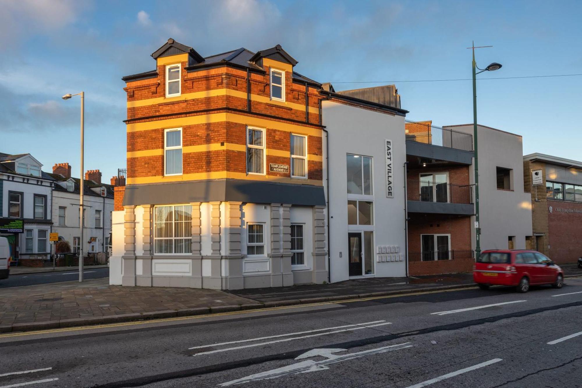 Contemporary 2 Bed Apartment -Belfast East Village Екстериор снимка