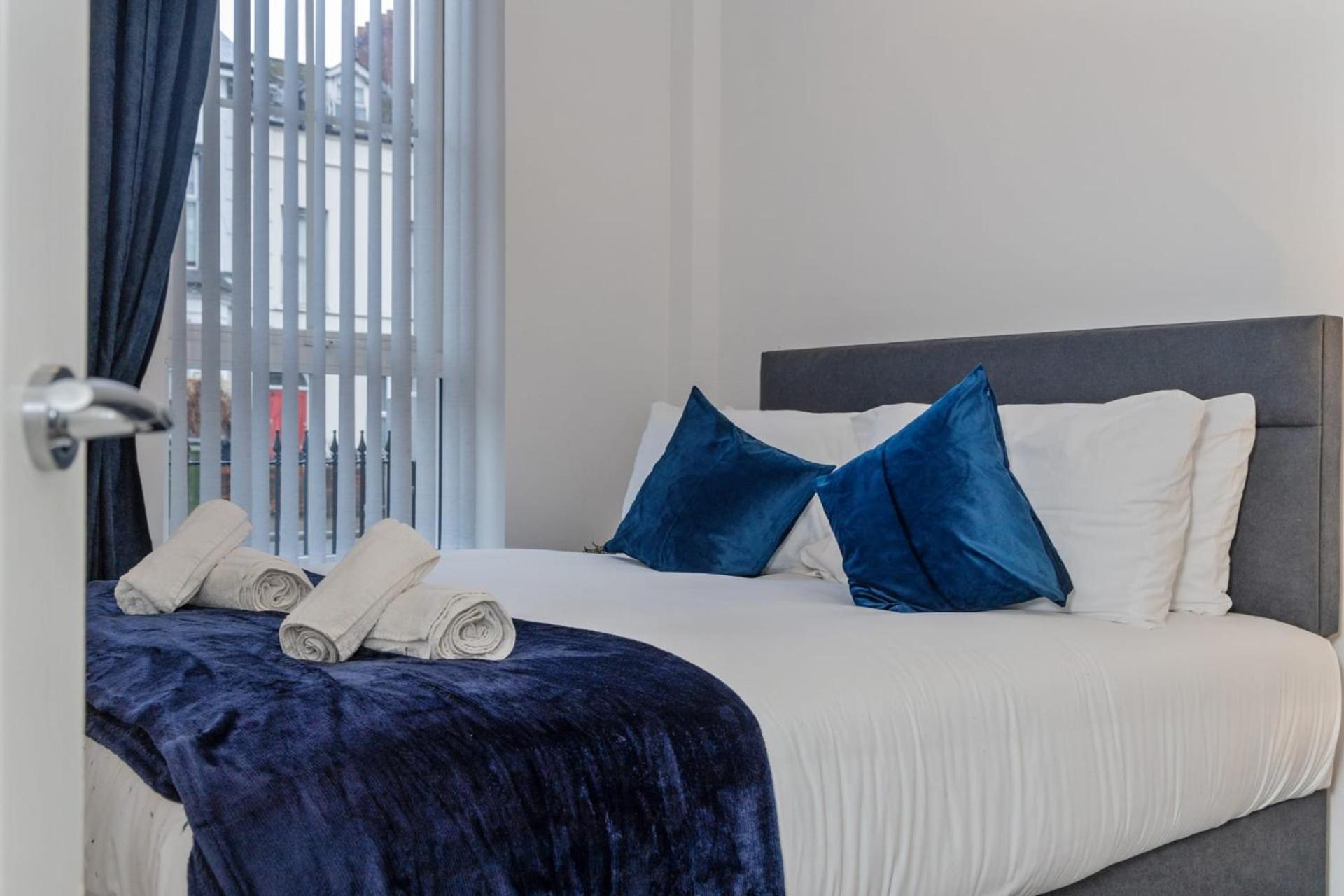 Contemporary 2 Bed Apartment -Belfast East Village Екстериор снимка