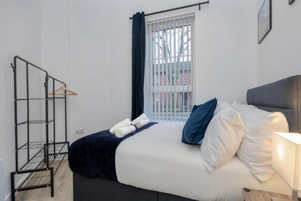 Contemporary 2 Bed Apartment -Belfast East Village Екстериор снимка