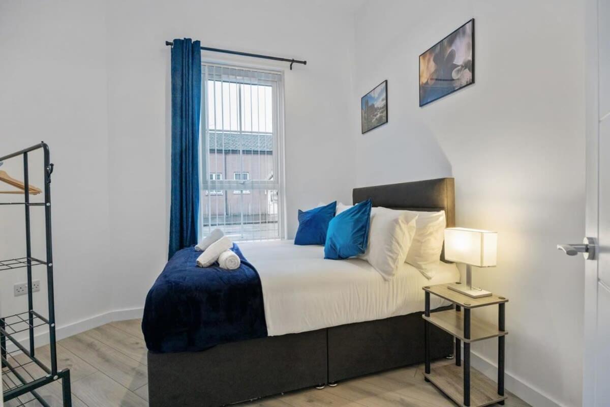 Contemporary 2 Bed Apartment -Belfast East Village Екстериор снимка