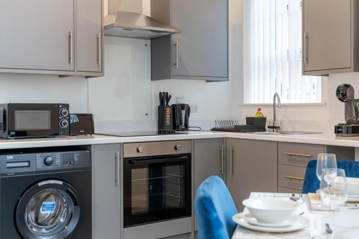 Contemporary 2 Bed Apartment -Belfast East Village Екстериор снимка